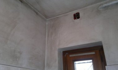 Tinteggiature interne  Bagno con Muffe